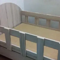 گهواره تختخواب شو + کمد و ویترین