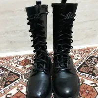 کفش بوت|کیف، کفش، کمربند|دورود, |دیوار