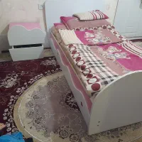 تخت تک نفره