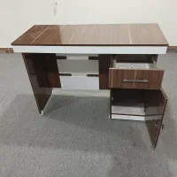میز تلوزیون و میز کار در حد نو