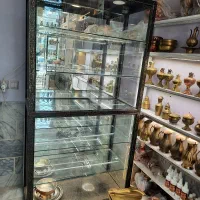 کمد ویترینی  و دکور