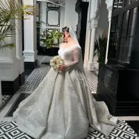 فروش لباس عروس طرح عربی دنباله دار