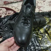 کفش تمام چرم و کفی طبی سایز ۴۵|کیف، کفش، کمربند|پرند, فاز ۶|دیوار