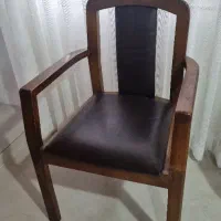 میز و صندلی چوبی دسته دار اداری