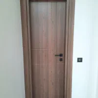 نصاب درب داخلی ساختمان پلی وود و ام دی اف|خدمات پیشه و مهارت|رشت, دیانتی|دیوار