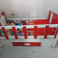 تخت کودک ومبلی ۳نفره سالم