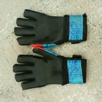 دستکش دروازه بانی مفت پول لازمم