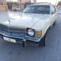 بیوک کرم رنگ سربندر