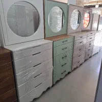 میز آرایش آینه گرد