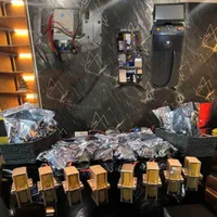 لیزر تیتانیوم پلاس۲۰۲۵ ۲۰۲۴ تحویل فوری|آرایشی، بهداشتی، درمانی|ساری, |دیوار