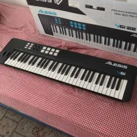 کیبورد alesis v61 mkII