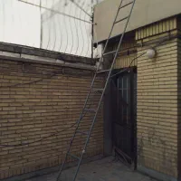 نردبان اهنی|ابزارآلات|مبارکه, |دیوار