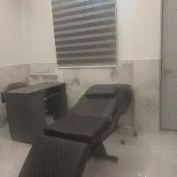 اجاره میز ناخن و اجاره تخت جهت  میکرو و مژه و پوست|خدمات آرایشگری و زیبایی|رشت, انصاری|دیوار