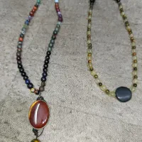 دو گردنبند تمام سنگ،با سنگ های طبیعی مختلف