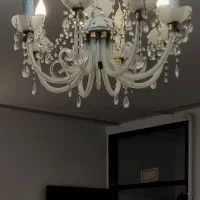 لوستر با دیواریش