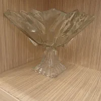 دوعدد کاسه بزرگ  پایه دار کریستال و سرامیک