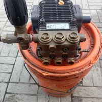 پمپ کومت 200 بار سه فاز بدون دینام|ماشین‌آلات صنعتی|رشت, معلولین|دیوار