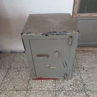 گاو صندوق قدیمی