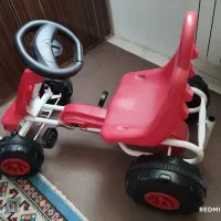 ماشین چهار چرخ|اسباببازی|بومهن, |دیوار