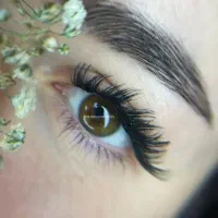لیفت و لمینت ابرو و مژه و کاشت مژه