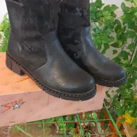 نیم بوت سایز ۳۸در حدنو