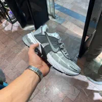 بورس انواع کتونی درجه یک خوش قیمت زنونه و مردونه|کیف، کفش، کمربند|چالوس, |دیوار