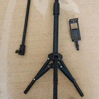سه پایه دوربین