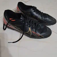 کفش فوتبال سایز ۳۹ مخصوص چمن