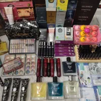 لوازم آرایشی ادکلن سایه