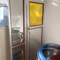 درب آلمینیومی سرویس بهداشتی