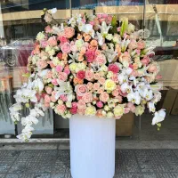 دسته گل باکس گل تاج گل مستقیم از بازار گل