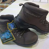 کفش ایمنی و کوهنوردی وُلتکس خارجی