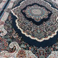 دو جفت فرش ۹ متری ۷۰۰ شانه تمام نخ و ۴ عدد پشتی