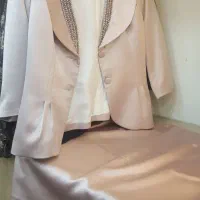 کت دامن مجلسی|لباس|خوی, |دیوار