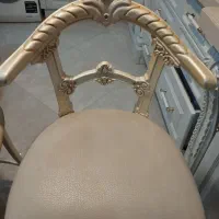 صندلی اپنی پایه بلند