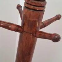 چوبلباسی ایستاده چوبی دستساز|بندرخت و رختآویز|تبریز, |دیوار