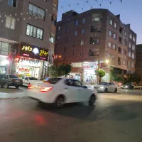 2واحد صدمتری همکف واول فروشی
