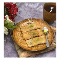 رشته و خشکار محلی و کیک خانگی