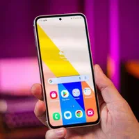 Samsung S23 FE آکبند همراه شارژر اورجینال رایگان