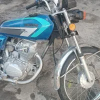 یک عدد موتور سیکلت125 استارتی مدل تیزتک کار