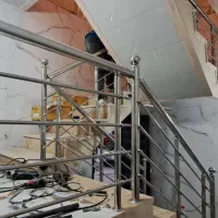 نیازمند نصاب نرده استیل  راه پله