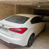 سراتو 2015