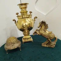 سماور و اسب سنگین برنجی و قندان مسی