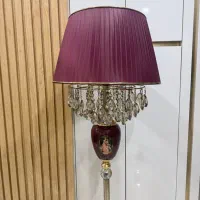 اباژور ایستاده