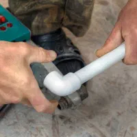 لوله کشی آب خرده کاری