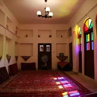 اقامتگاه بوم گردی خانه نخجیر نراق. قدمت 250 سال|اجارهٔ کوتاه‌مدت آپارتمان و سوئیت|دلیجان, |دیوار