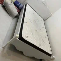 تخت و کمد