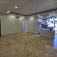 ۸۳ متری کلید نخورده