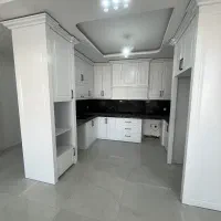 آپارتمان 95 متری / نوساز / ملک جنوبی