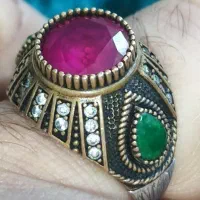 انگشتر استادکار عتیقه یاقوت سیلان زمردپنجشیربرلیان